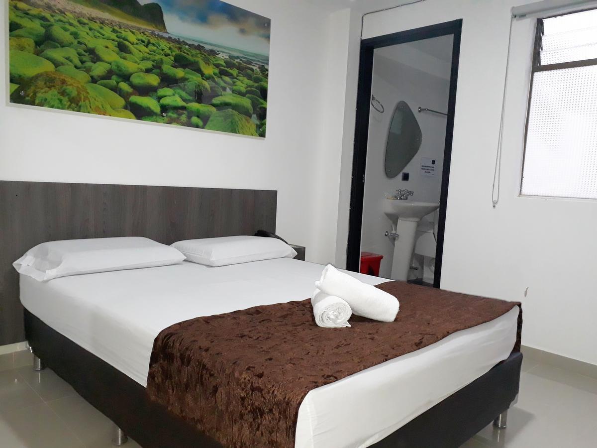 Hotel Jardin De Laureles Medellín Esterno foto