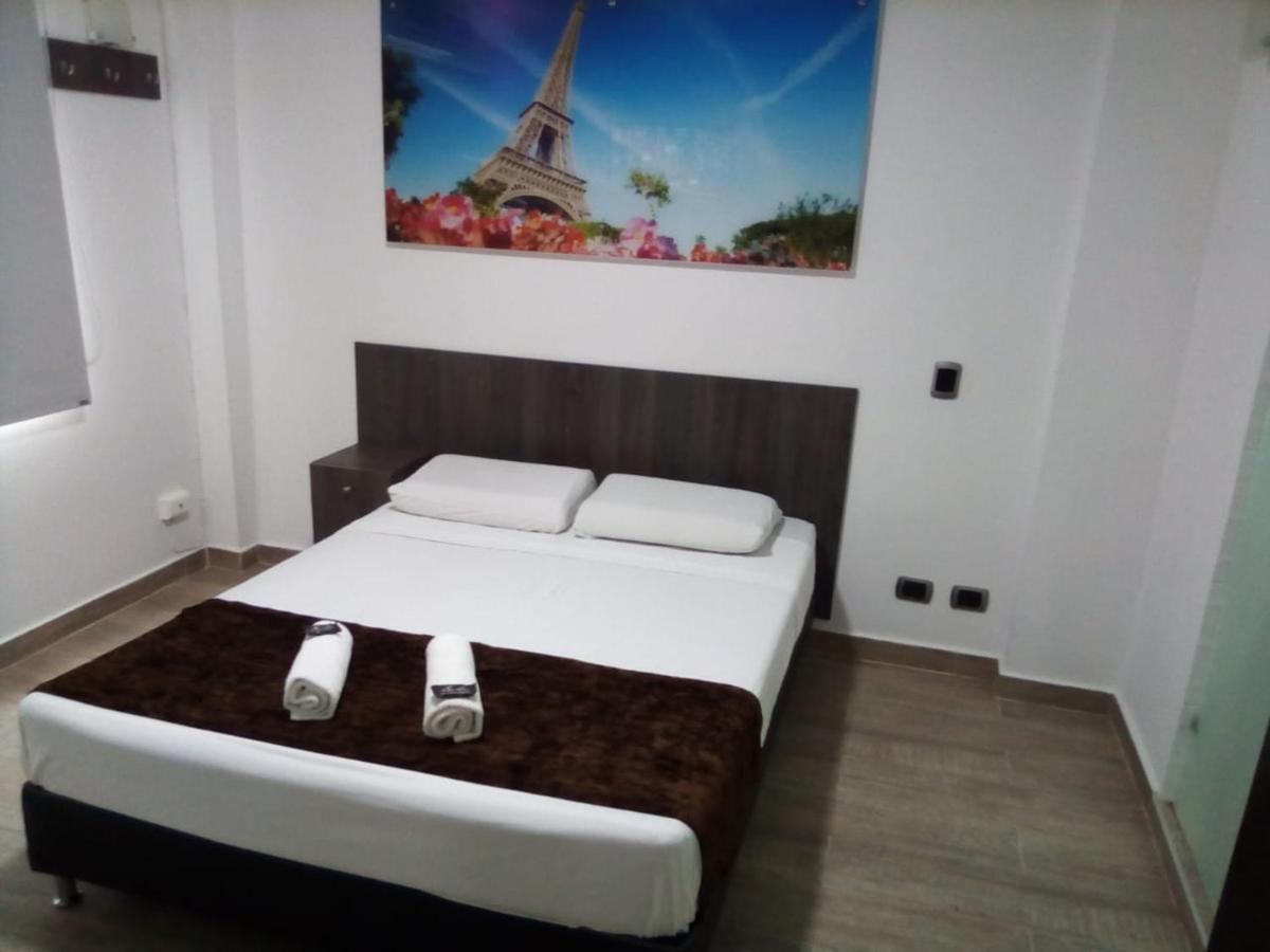 Hotel Jardin De Laureles Medellín Esterno foto